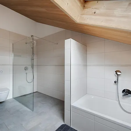 度假居 Ferienhaus Seewald